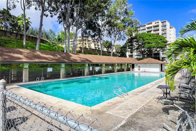 95-2052 Waikalani Place B404, Mililani, HI 96789