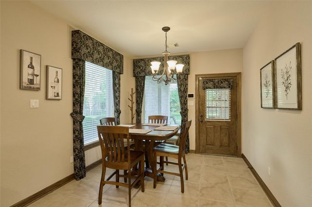 26205 Crown Ranch Boulevard, Montgomery, TX 77316