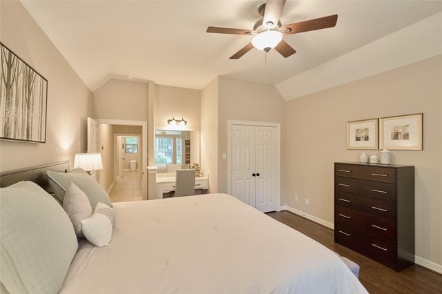 26205 Crown Ranch Boulevard, Montgomery, TX 77316