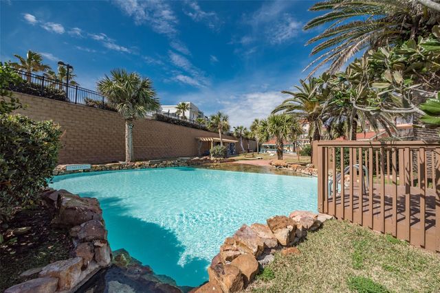 9520 Seawall Boulevard 332, Galveston, TX 77554