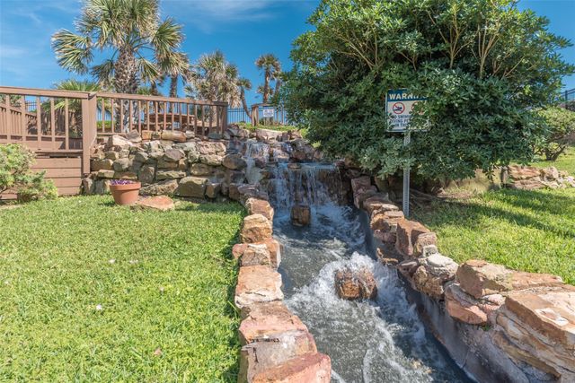 9520 Seawall Boulevard 332, Galveston, TX 77554