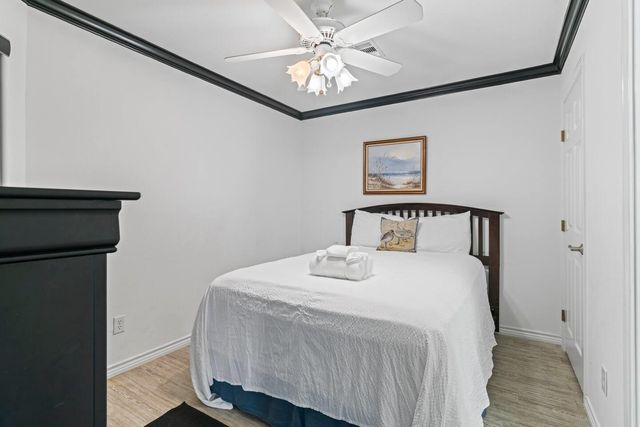 9520 Seawall Boulevard 332, Galveston, TX 77554