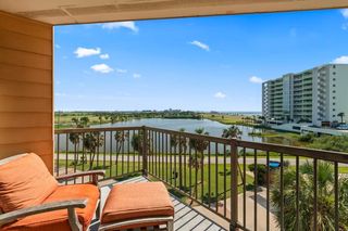 9520 Seawall Boulevard 332, Galveston, TX 77554