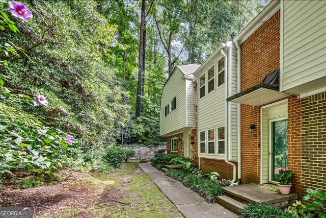 7156 Stonington Drive, Atlanta, GA 30328