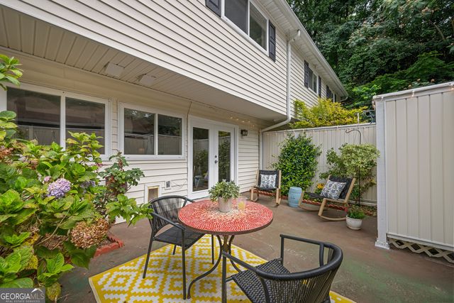 7156 Stonington Drive, Atlanta, GA 30328