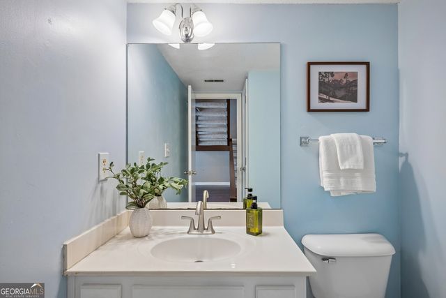 7156 Stonington Drive, Atlanta, GA 30328
