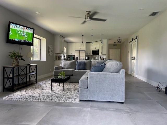 1143 Duncan Cir 104, Palm Beach Gardens, FL 33418