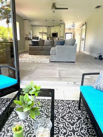 1143 Duncan Cir 104, Palm Beach Gardens, FL 33418