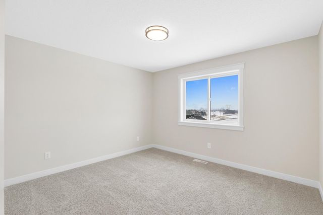 13702 Arrowhead Way, Rosemount, MN 55068