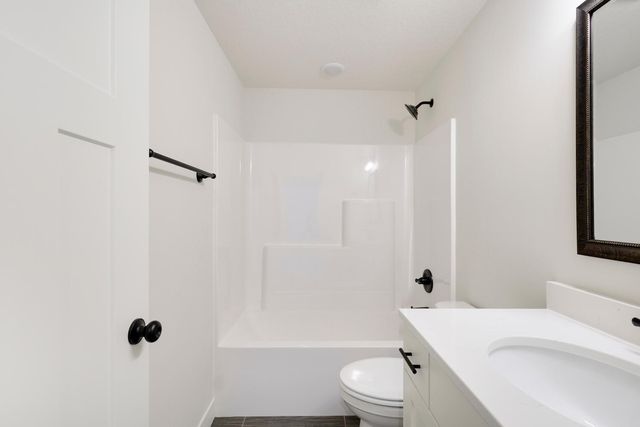 13702 Arrowhead Way, Rosemount, MN 55068