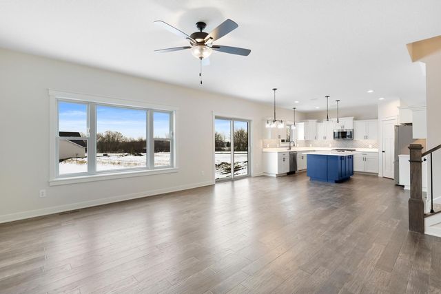 13702 Arrowhead Way, Rosemount, MN 55068