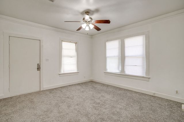 7000 Alice Road, Lake Worth, TX 76135