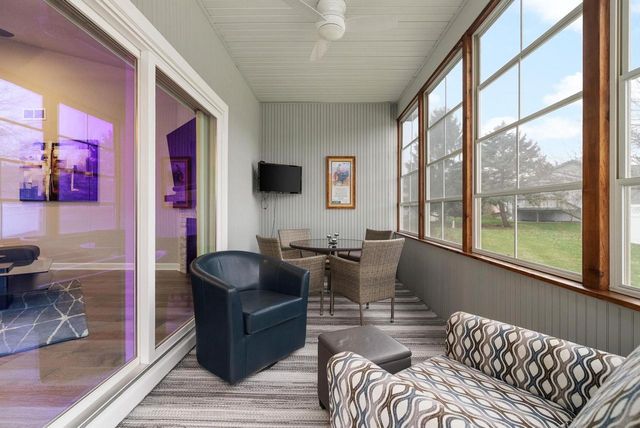 21 Bentley Way, Fitchburg, WI 53711