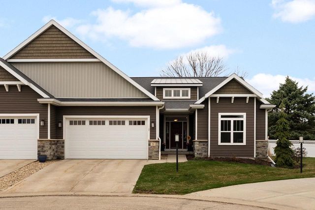 21 Bentley Way, Fitchburg, WI 53711