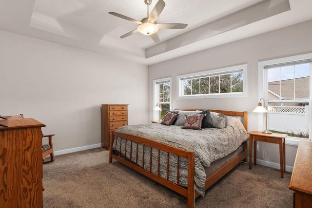 21 Bentley Way, Fitchburg, WI 53711