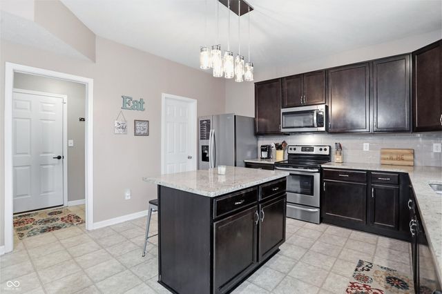 2904 Arklow Way, Brownsburg, IN 46112