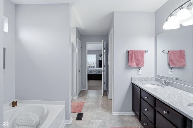 2904 Arklow Way, Brownsburg, IN 46112