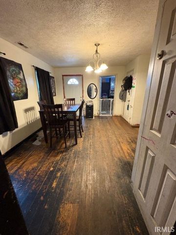 620 N Fifth Avenue, Evansville, IN 47710