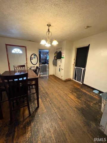 620 N Fifth Avenue, Evansville, IN 47710