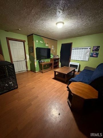 620 N Fifth Avenue, Evansville, IN 47710