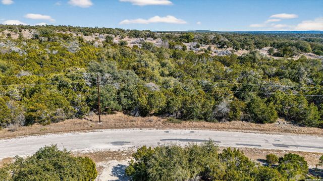 614 Stars And Stripes, Fischer, TX 78623