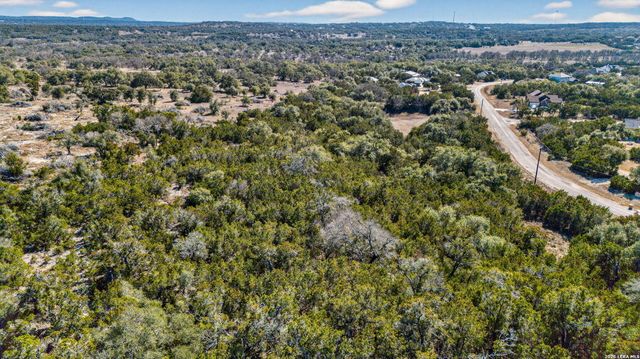 614 Stars And Stripes, Fischer, TX 78623