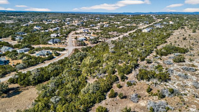 614 Stars And Stripes, Fischer, TX 78623