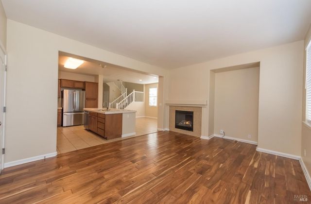 2385 Vera Dr, Santa Rosa, CA 95403