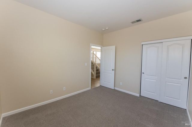 2385 Vera Dr, Santa Rosa, CA 95403