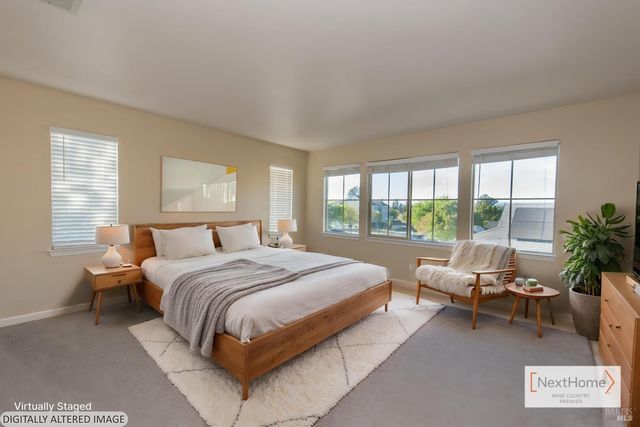 2385 Vera Dr, Santa Rosa, CA 95403