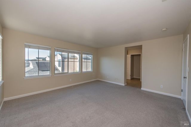 2385 Vera Dr, Santa Rosa, CA 95403