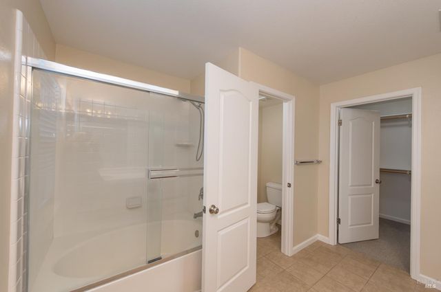 2385 Vera Dr, Santa Rosa, CA 95403