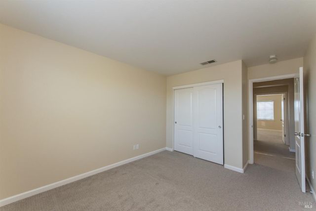 2385 Vera Dr, Santa Rosa, CA 95403
