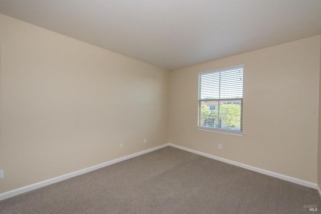2385 Vera Dr, Santa Rosa, CA 95403
