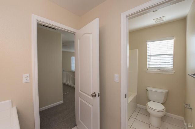 2385 Vera Dr, Santa Rosa, CA 95403