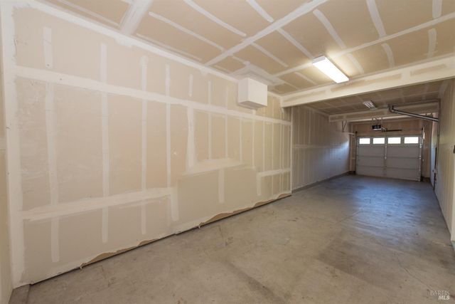 2385 Vera Dr, Santa Rosa, CA 95403