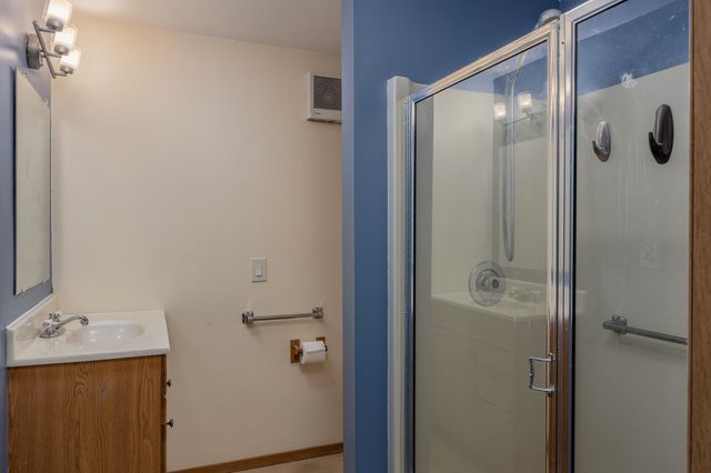 913 9TH AVENUE, Fairbanks, AK 99701