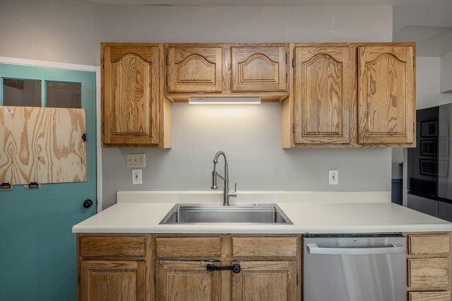913 9TH AVENUE, Fairbanks, AK 99701