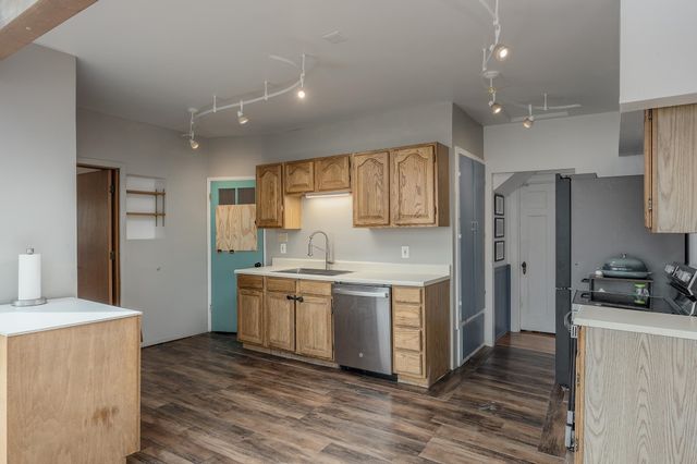 913 9TH AVENUE, Fairbanks, AK 99701