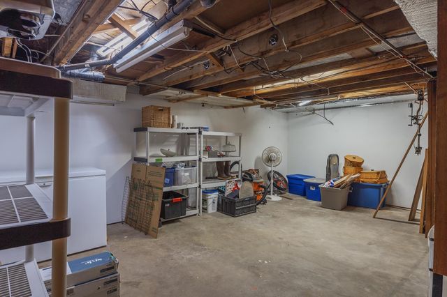913 9TH AVENUE, Fairbanks, AK 99701