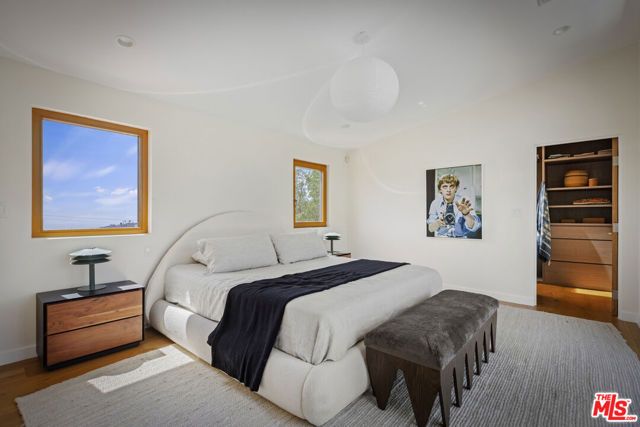 2740 Nichols Canyon Road, Los Angeles, CA 90046