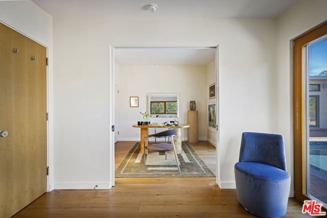 2740 Nichols Canyon Road, Los Angeles, CA 90046