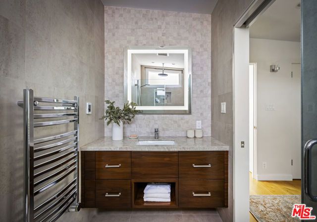 2740 Nichols Canyon Road, Los Angeles, CA 90046