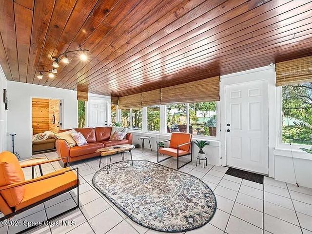 217 S Orlando Avenue, Cocoa Beach, FL 32931