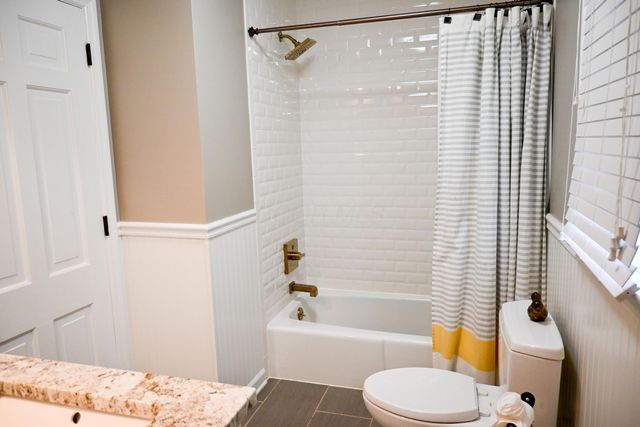 1990 Upper Chelsea Road, Upper Arlington, OH 43221