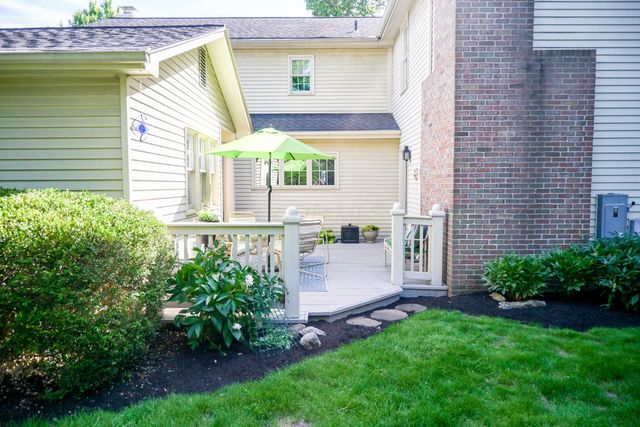 1990 Upper Chelsea Road, Upper Arlington, OH 43221