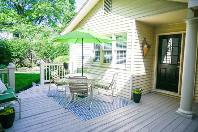 1990 Upper Chelsea Road, Upper Arlington, OH 43221