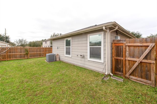 16310 Chandler Ridge Lane, Cypress, TX 77429