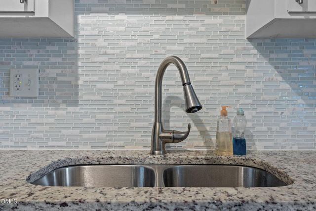 122 Clancy Circle, Cary, NC 27511