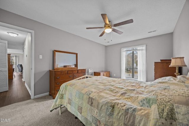 122 Clancy Circle, Cary, NC 27511